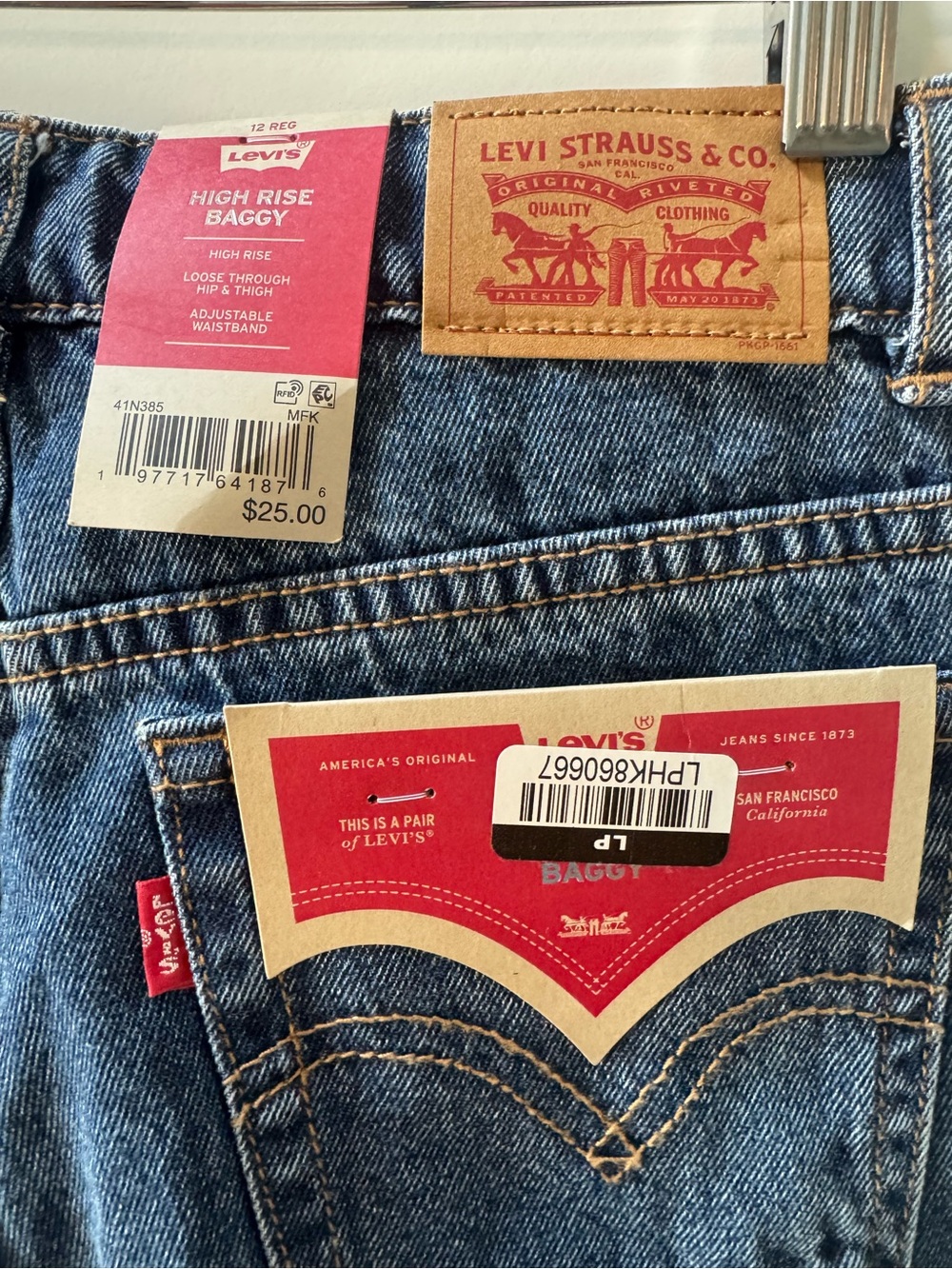 Levi’s Girls High Rise Baggy Denim Jeans NWT Adjustable Waist Size 12 Regular - Picture 5 of 5